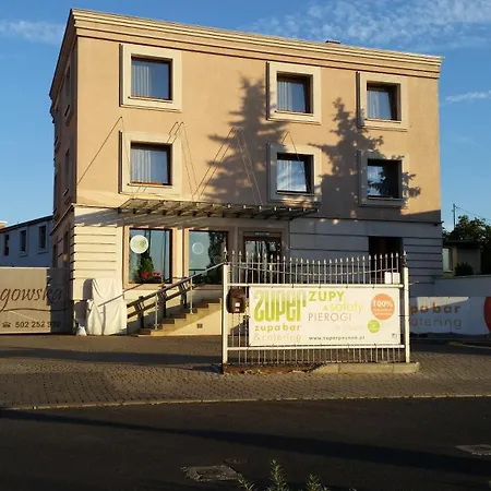 Bed & Breakfast Glogowska 2*