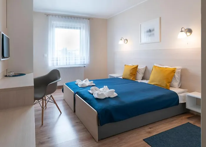 Nocleg ze śniadaniem Głogowska 3*